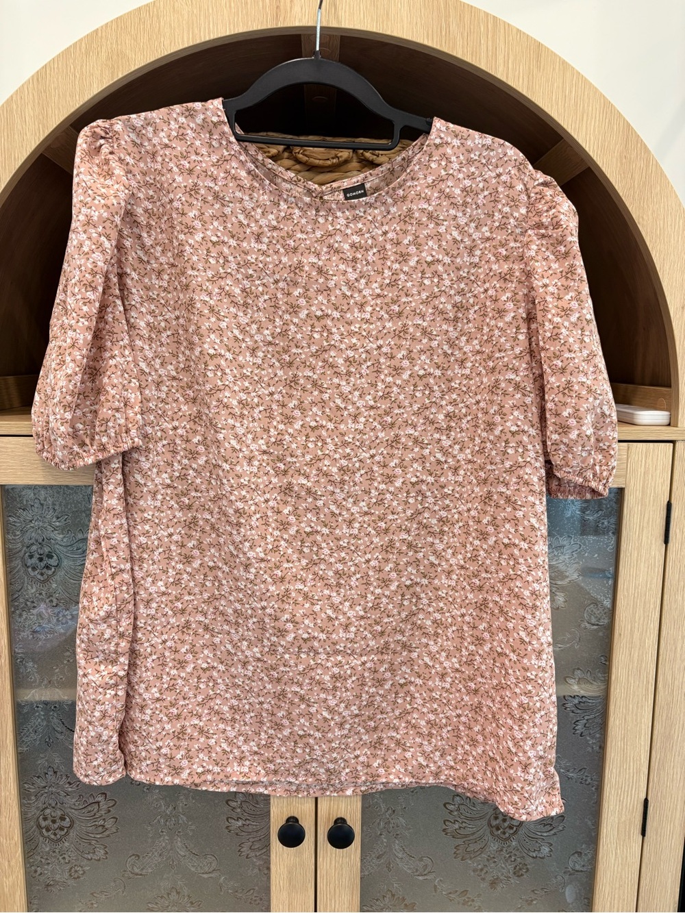 Women's Pink Floral Puff-Sleeve Top